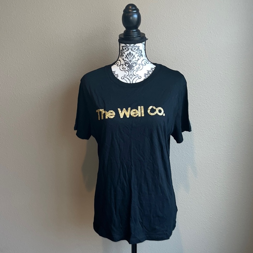 NWT a new day The Well Co Gold on Black Short-Sleeve T-Shirt